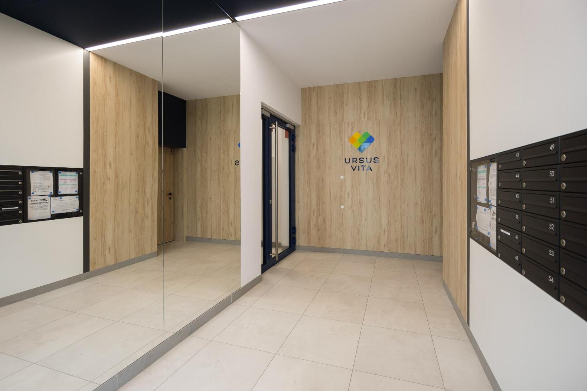 Stylish Apartments With Parking By Noclegi Renters Warsawa Bagian luar foto