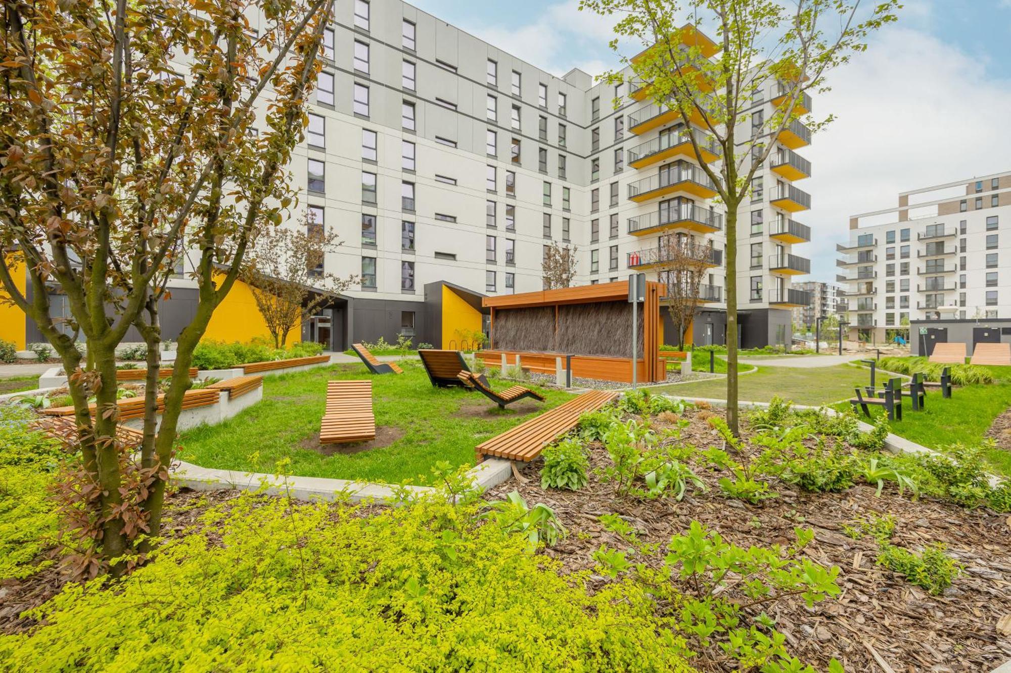 Stylish Apartments With Parking By Noclegi Renters Warsawa Bagian luar foto